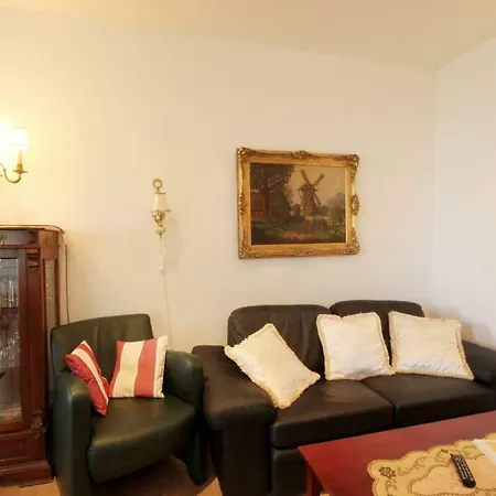 Apartment Strandblick By Rujana Binz